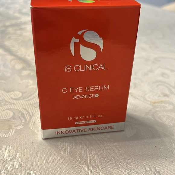 iS CLINICAL C Eye serum Advance +